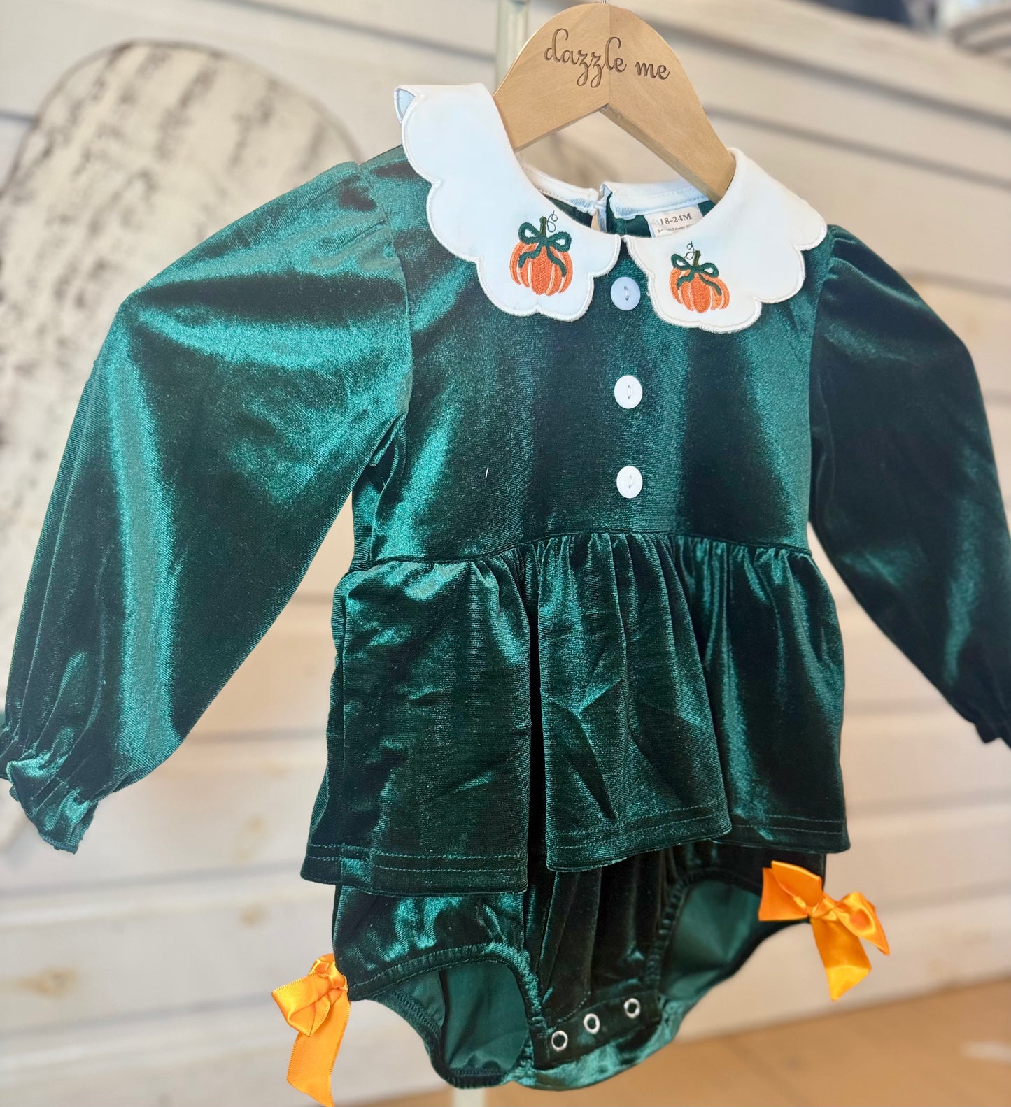 Green Velvet Pumpkin Bubble