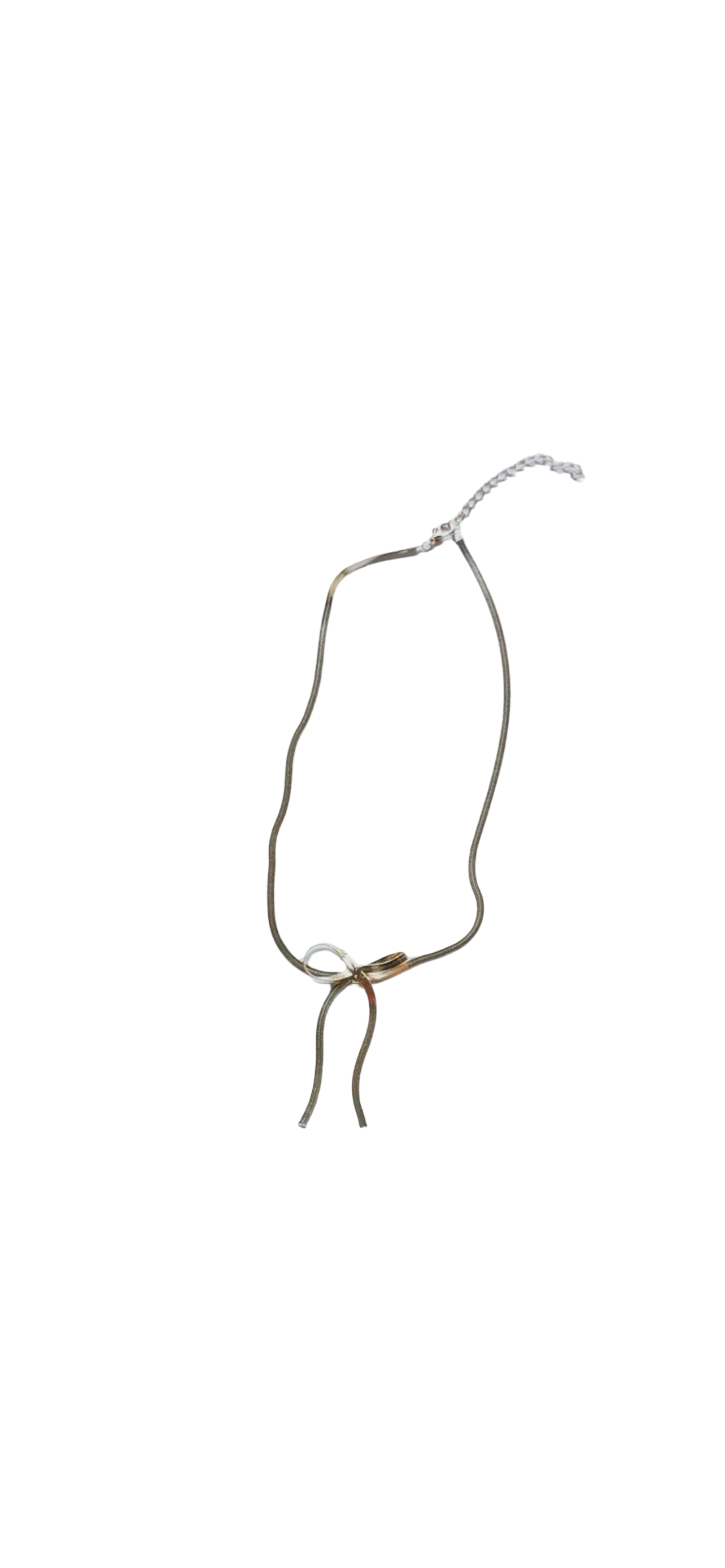 Tessel Chain Bow Necklace