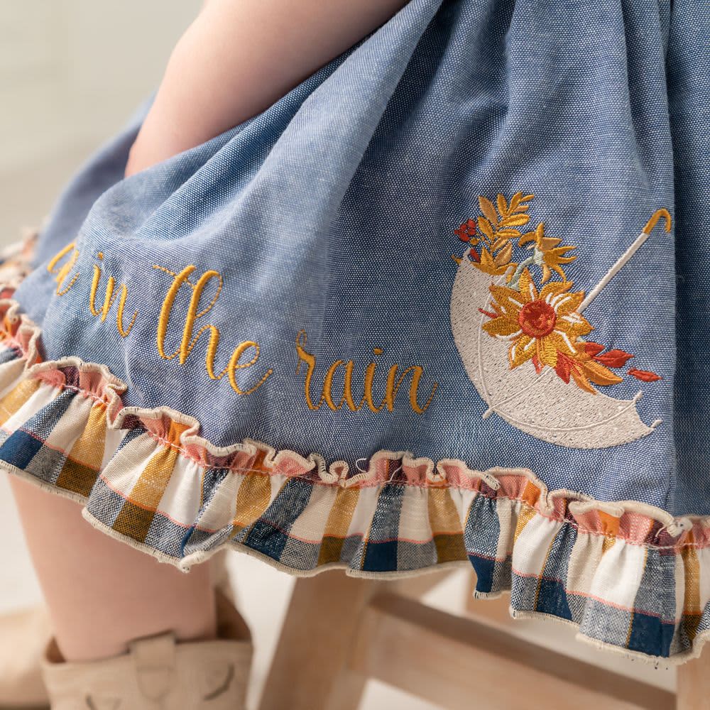 Evie's Closet "Dance in the rain" Bubble