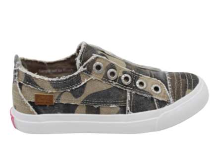 Natural Camo Canvas Blowfish Sneaker