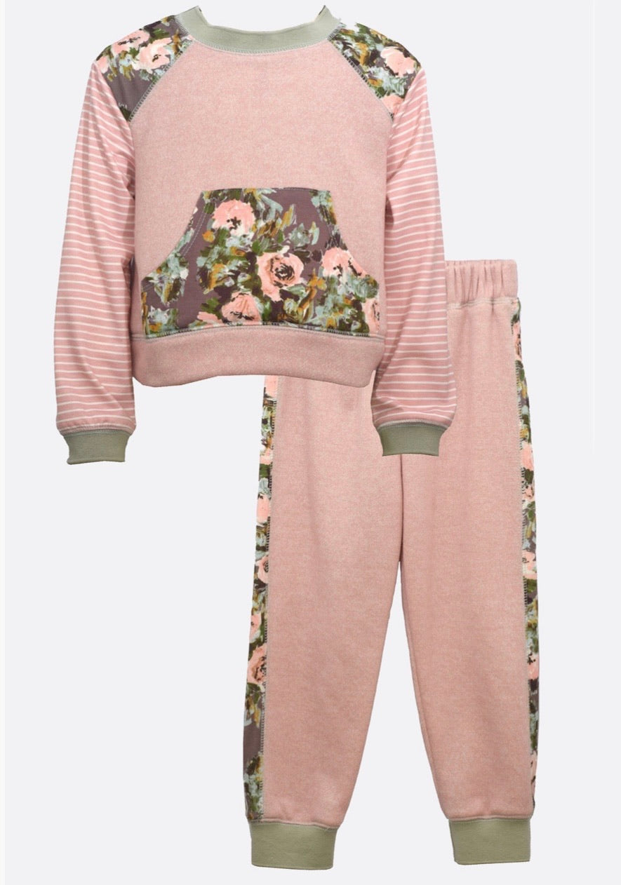 “Softest Ever” 2-Piece Jogging Suit