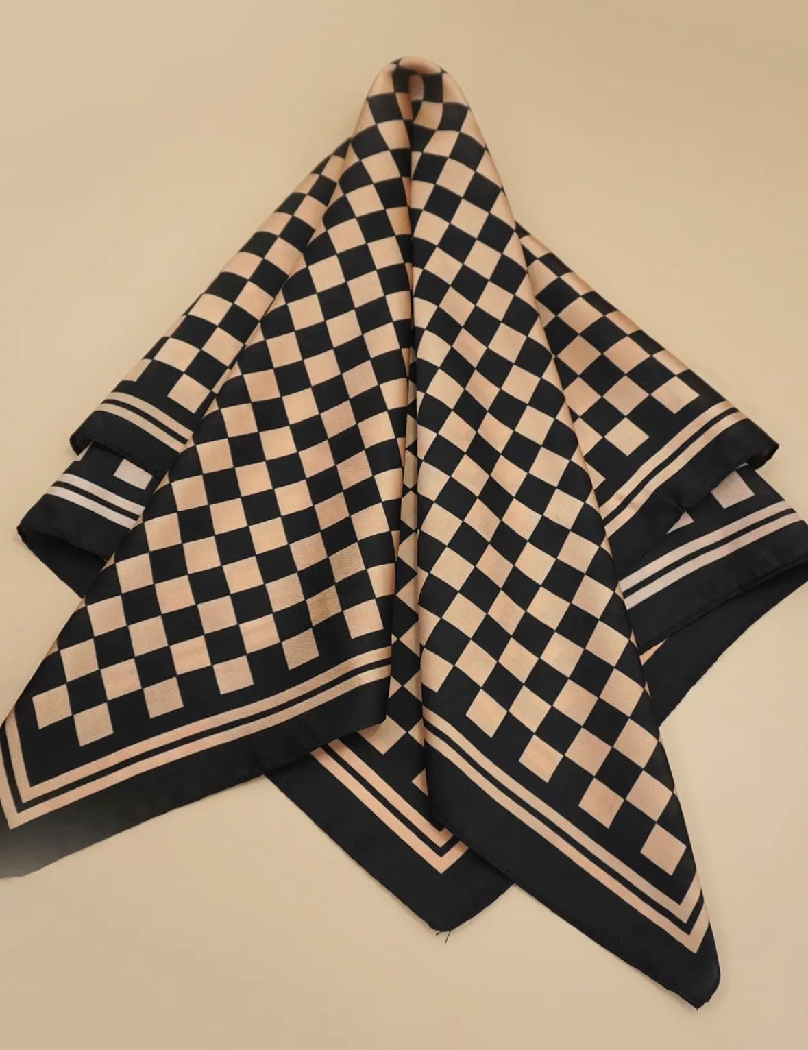 Josslyn large checkered bandana scarf