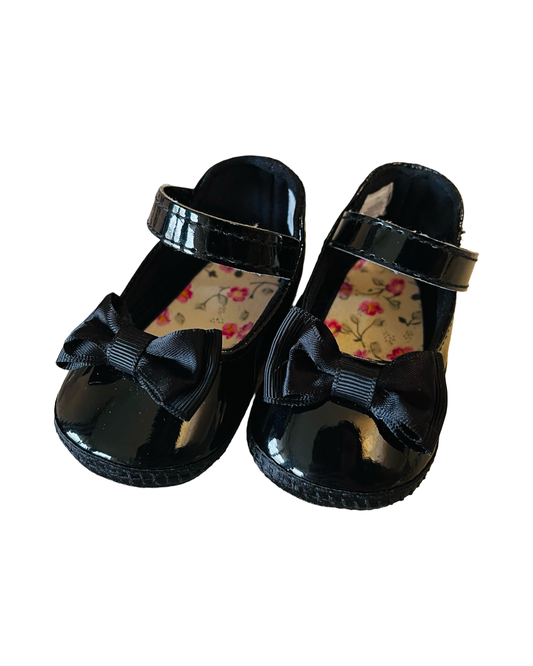 Baby Deer Black Shoes with Bow