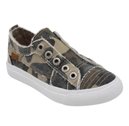 Natural Camo Canvas Blowfish Sneaker