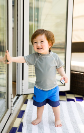 Vaenait Grey Rash Guard Top